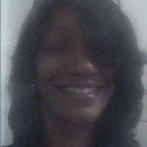 Meet your Posher, Renia